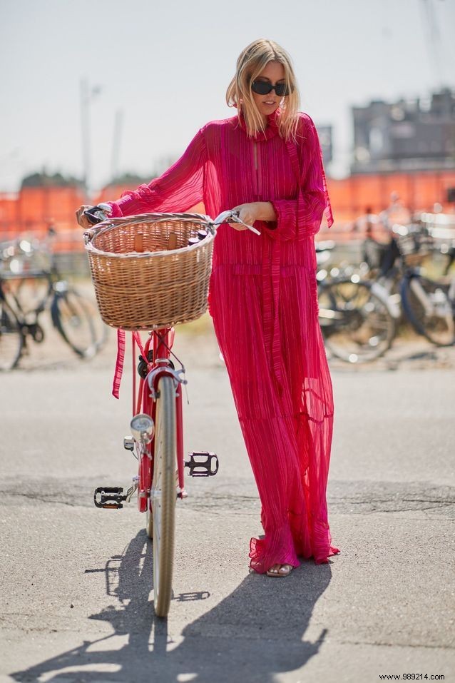 30 Expert Fashion Tips to Flaunt Your Summer Tan Back to School