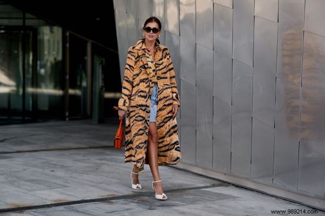 30 Expert Fashion Tips to Flaunt Your Summer Tan Back to School