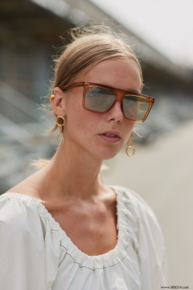 30 Expert Fashion Tips to Flaunt Your Summer Tan Back to School