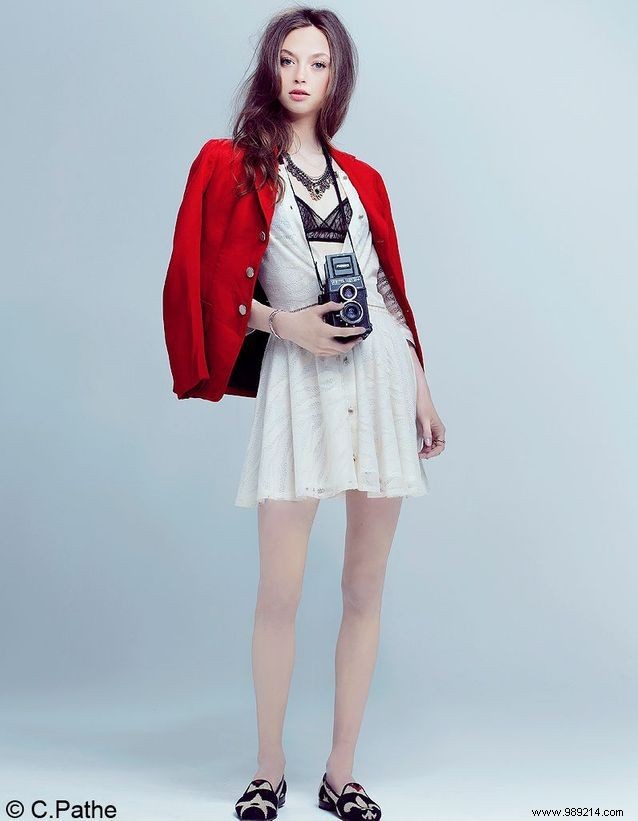 3 Expert Ways to Style the Romantic Dress