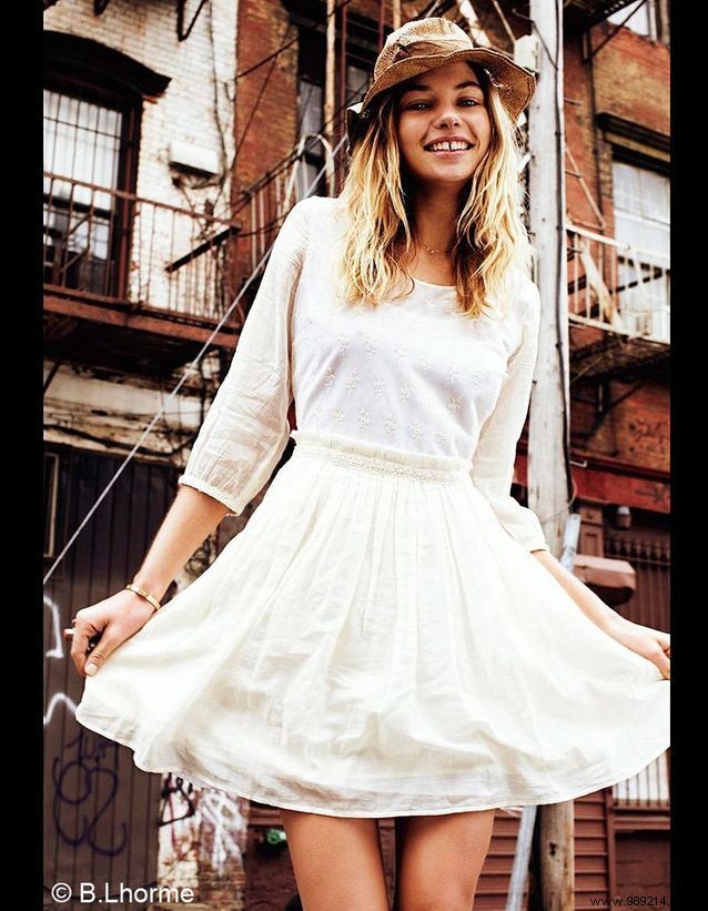 3 Expert Ways to Style the Romantic Dress