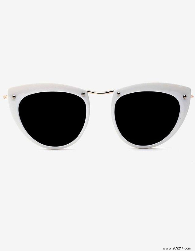 The Fashion Equation: Mastering the Sleeveless Jacket