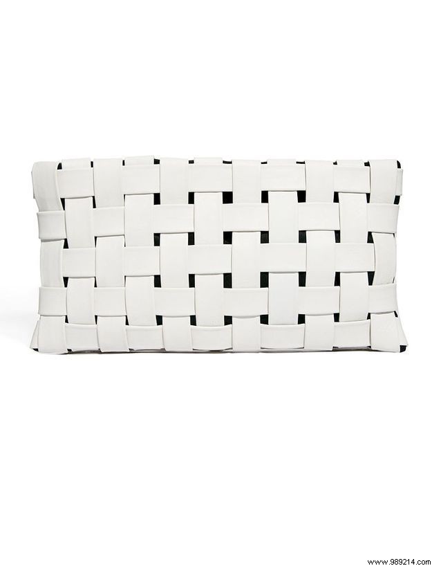 The Fashion Equation: Mastering the Sleeveless Jacket