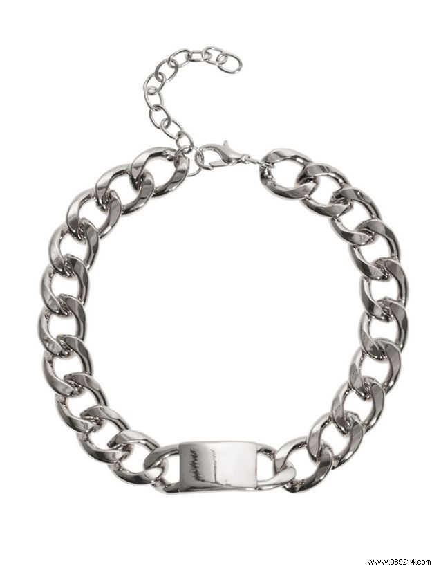 White Pumps: 3 Timeless Fashion Equations for Effortless Style