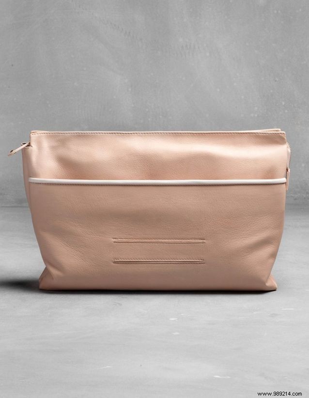 White Pumps: 3 Timeless Fashion Equations for Effortless Style