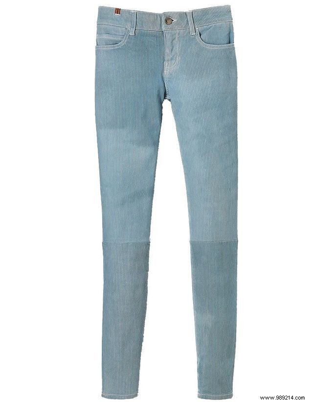 Jeans Therapy: Curated Denim Looks from Top Brands and Fashion Icons