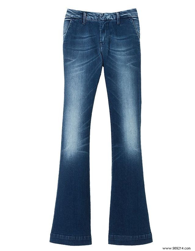 Jeans Therapy: Curated Denim Looks from Top Brands and Fashion Icons