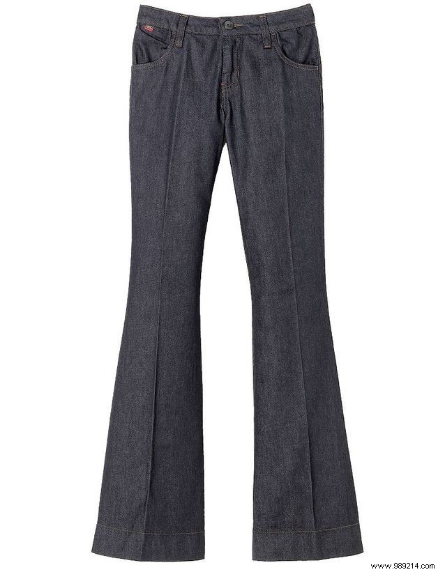 Jeans Therapy: Curated Denim Looks from Top Brands and Fashion Icons