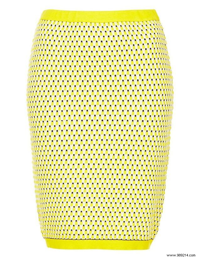 How to Style Cropped Tops for Winter: Expert Layering Tips and Outfit Ideas