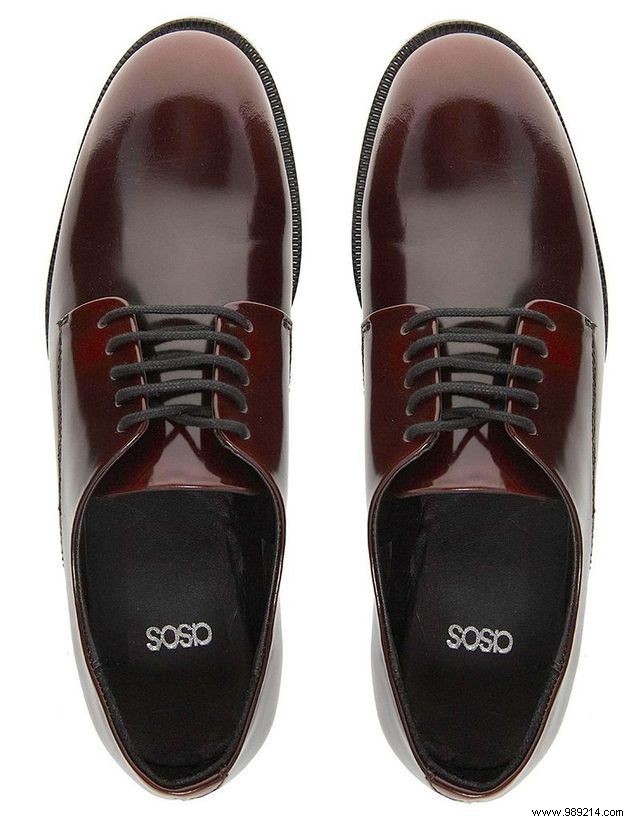 Runway Style Inspirations: British Classics, 80s Vibes, Grunge Edge, Plaid Boldness & Tati Charm from Moschino, Paul & Joe, Saint Laurent, Castelbajac & Céline