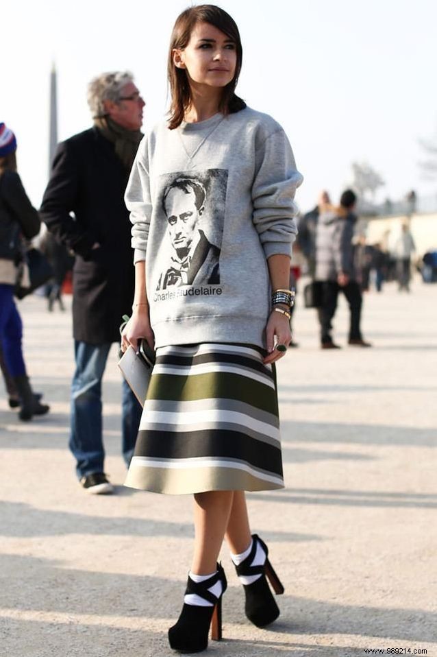 30 Stylish Ways to Wear Sandals in Winter with Socks – Expert Fashion Inspiration