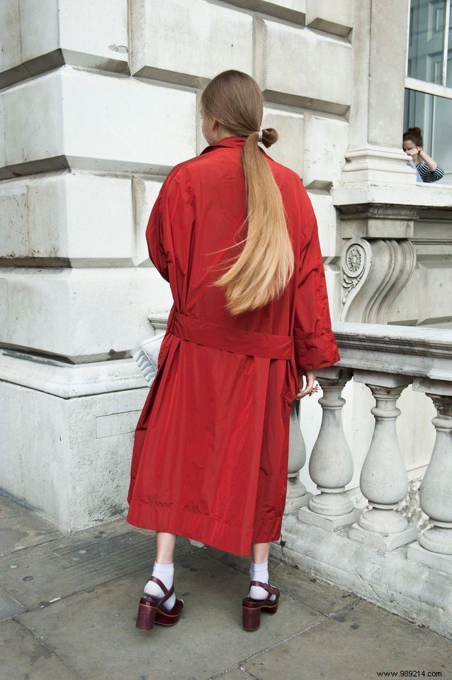 30 Stylish Ways to Wear Sandals in Winter with Socks – Expert Fashion Inspiration