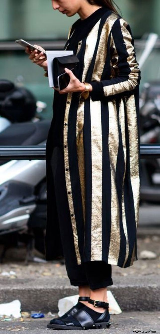 30 Stylish Ways to Wear Sandals in Winter with Socks – Expert Fashion Inspiration