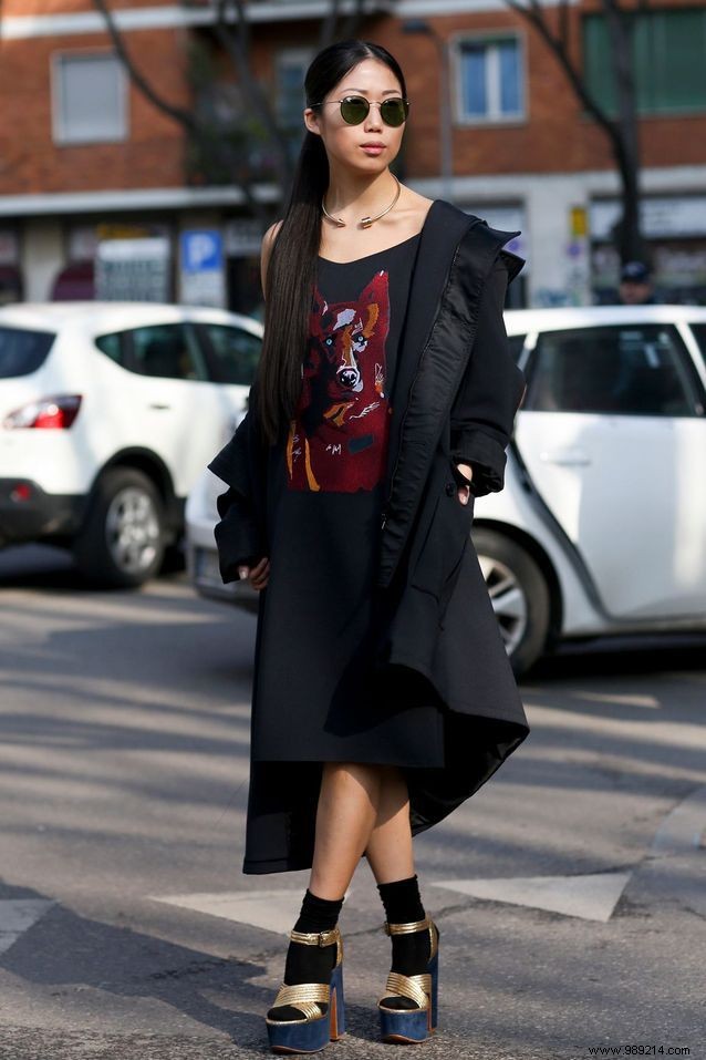 30 Stylish Ways to Wear Sandals in Winter with Socks – Expert Fashion Inspiration