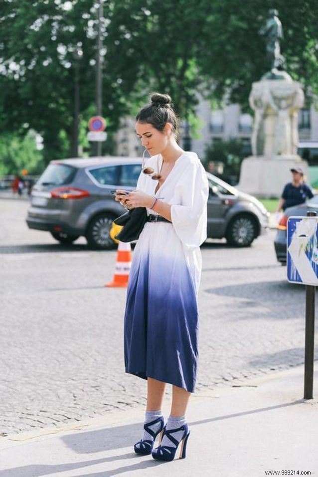 30 Stylish Ways to Wear Sandals in Winter with Socks – Expert Fashion Inspiration