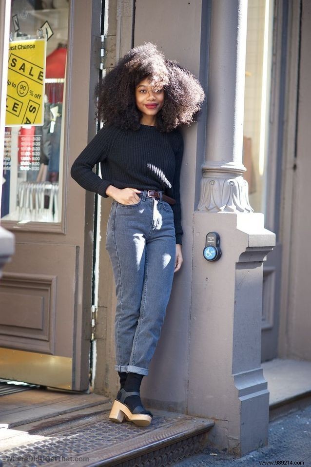 30 Stylish Ways to Wear Sandals in Winter with Socks – Expert Fashion Inspiration