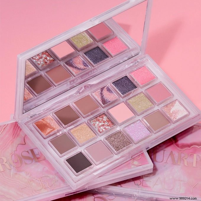 Top 21 Christmas 2021 Makeup Palettes: Our Beauty Editors  Holiday Picks