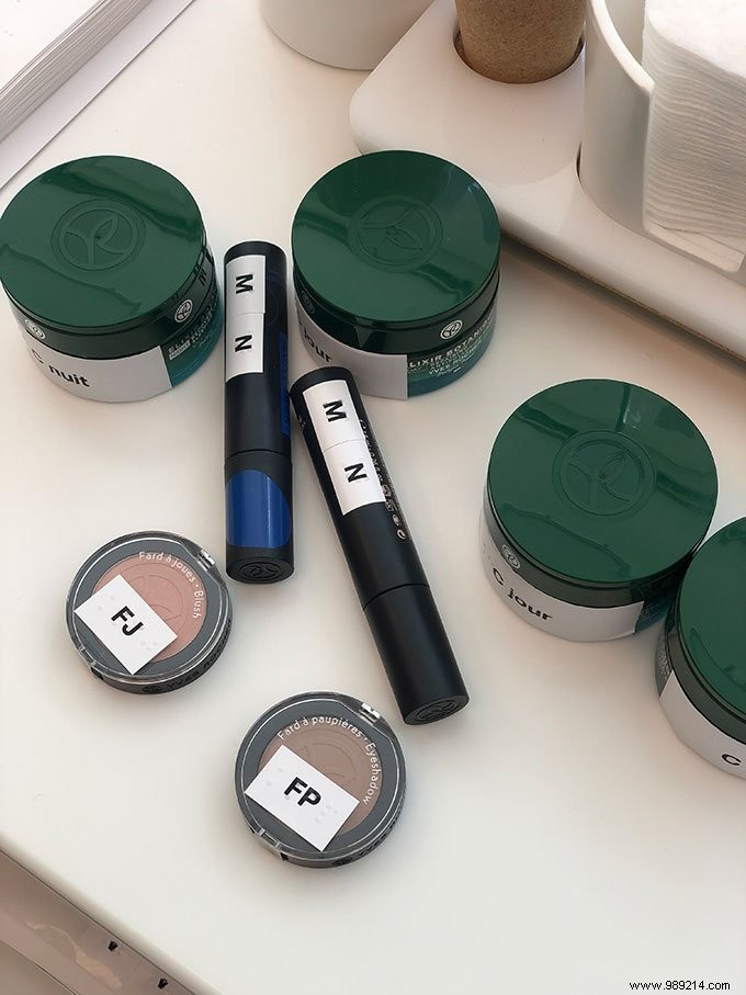 Beauty Without a Mirror: Empowering Blind and Visually Impaired Women to Master Makeup