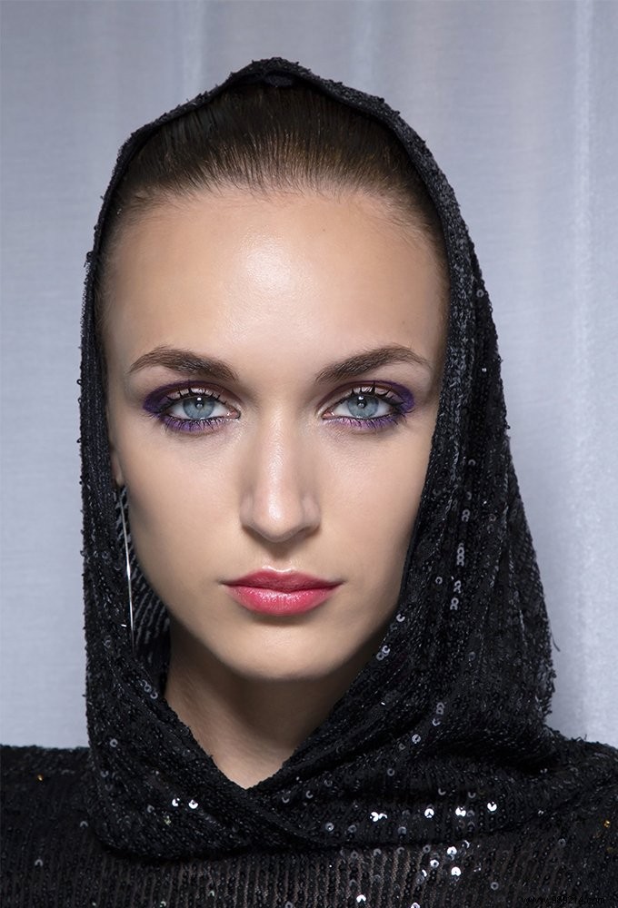 21 Stunning Evening Makeup Looks from Top Fashion Runways