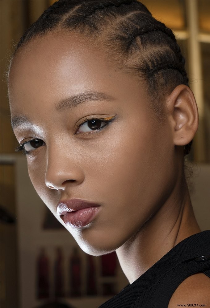 21 Stunning Evening Makeup Looks from Top Fashion Runways