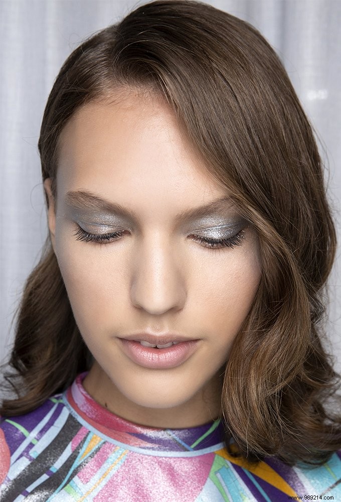 21 Stunning Evening Makeup Looks from Top Fashion Runways