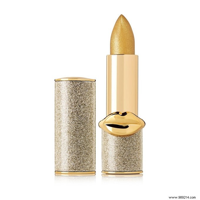 Mastering Golden Makeup: Expert Tips for a Radiant, Timeless Glow