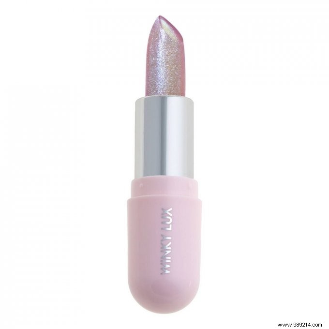 How to Master Frosted Makeup: Glowy Complexion, Iridescent Eyes, and Icy Lips