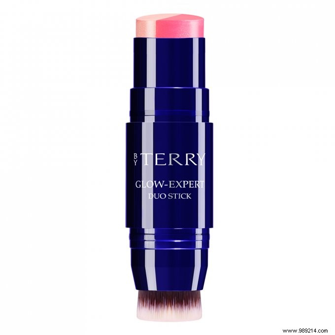 How to Master Peach and Coral Makeup Shades for Every Skin Tone