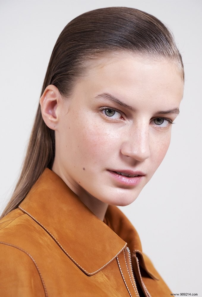 Master Flawless Nude Makeup: 8 Expert Steps for Natural Glow