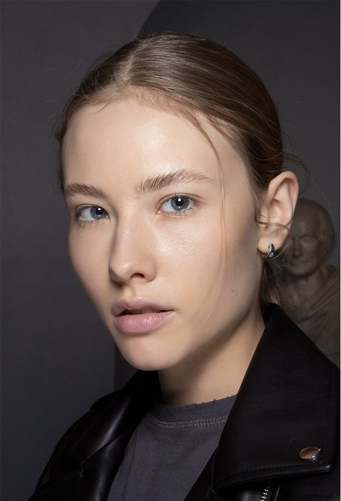 Master Flawless Nude Makeup: 8 Expert Steps for Natural Glow