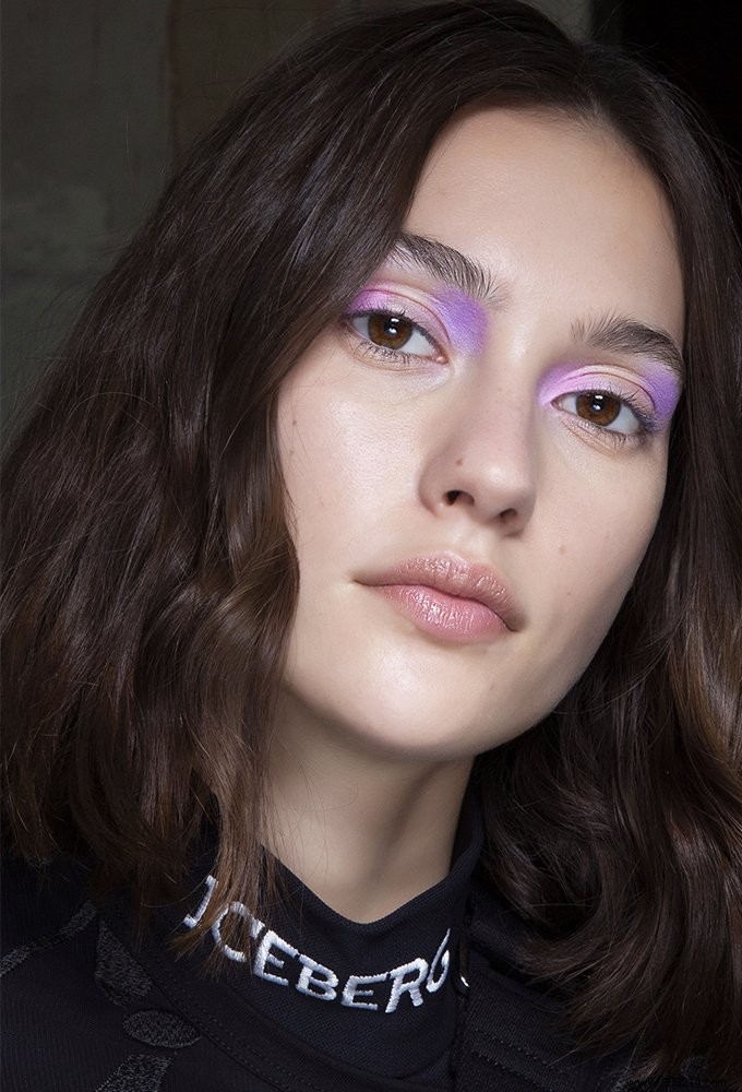How to Master Ultra Violet Makeup: Pantone s 2020 Color of the Year