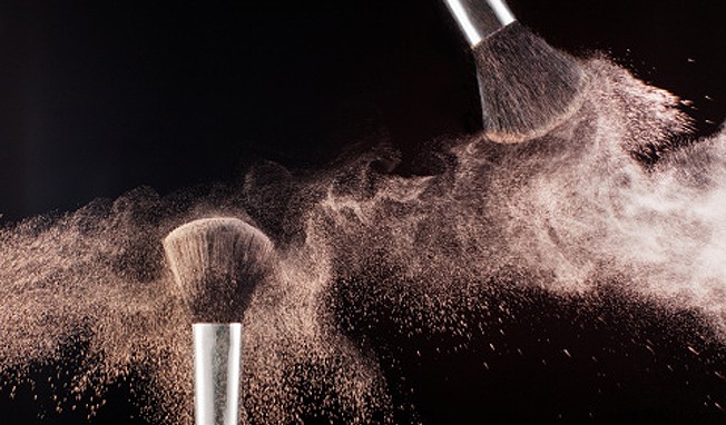 Concert Makeup Essentials: Build Your Portable Kit for All-Night Glamour