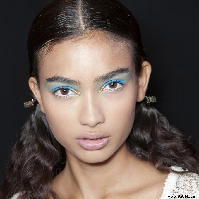 Vibrant Bird of Paradise-Inspired Summer Makeup from Fashion Week Runways