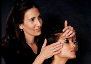 Pro Makeup Tips from Top Artists Like L’Oréal Paris & Bobbi Brown