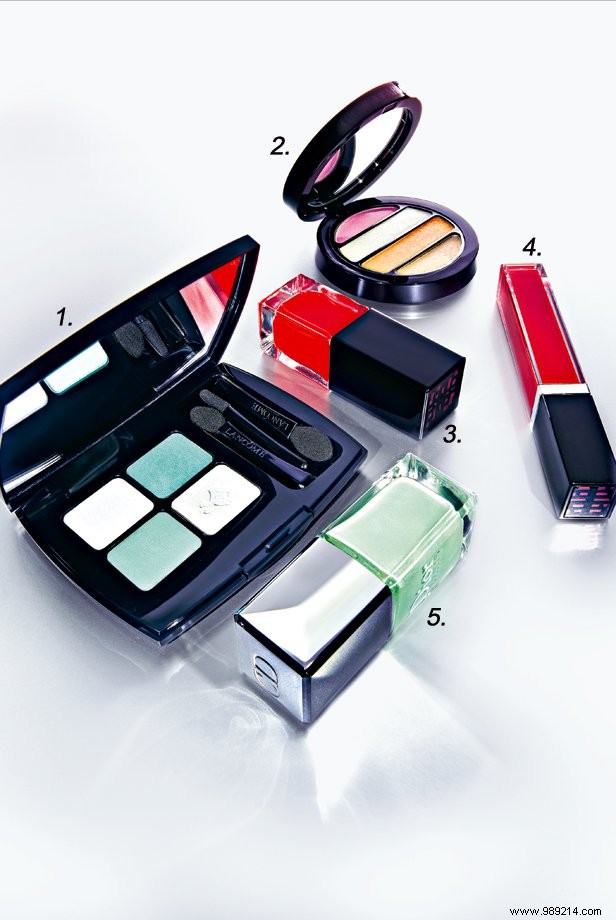 Spring Pastel Makeup: Embrace Romantic, Radiant Tones