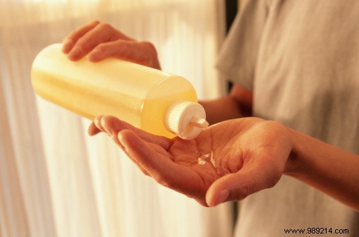 DIY Regenerating Carrot & Bergamot Hand Balm: Nourish and Repair Dry Hands