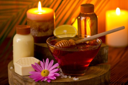 DIY Nourishing Honey Balm Recipe: Moisturize and Firm Dry Skin