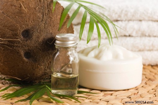 All-Coconut Exfoliating Fondant: Luxurious DIY Shower Gel Recipe