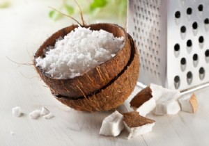 Gourmet Homemade Coconut Body Scrub: Recipe for Silky, Scented Skin