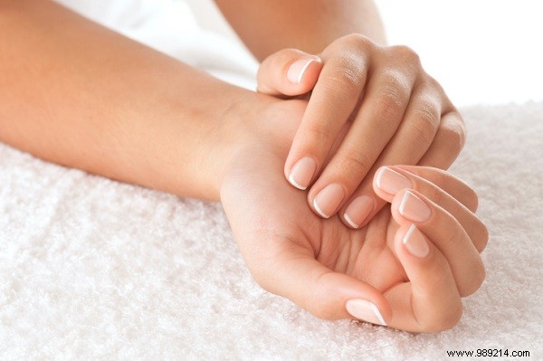 Daily Beauty Essential: Nourishing Hand Mask Recipe for Summer