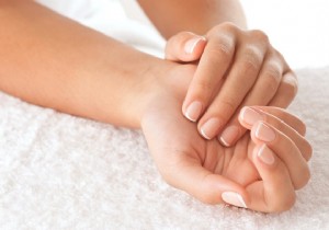 Daily Beauty Essential: Nourishing Hand Mask Recipe for Summer