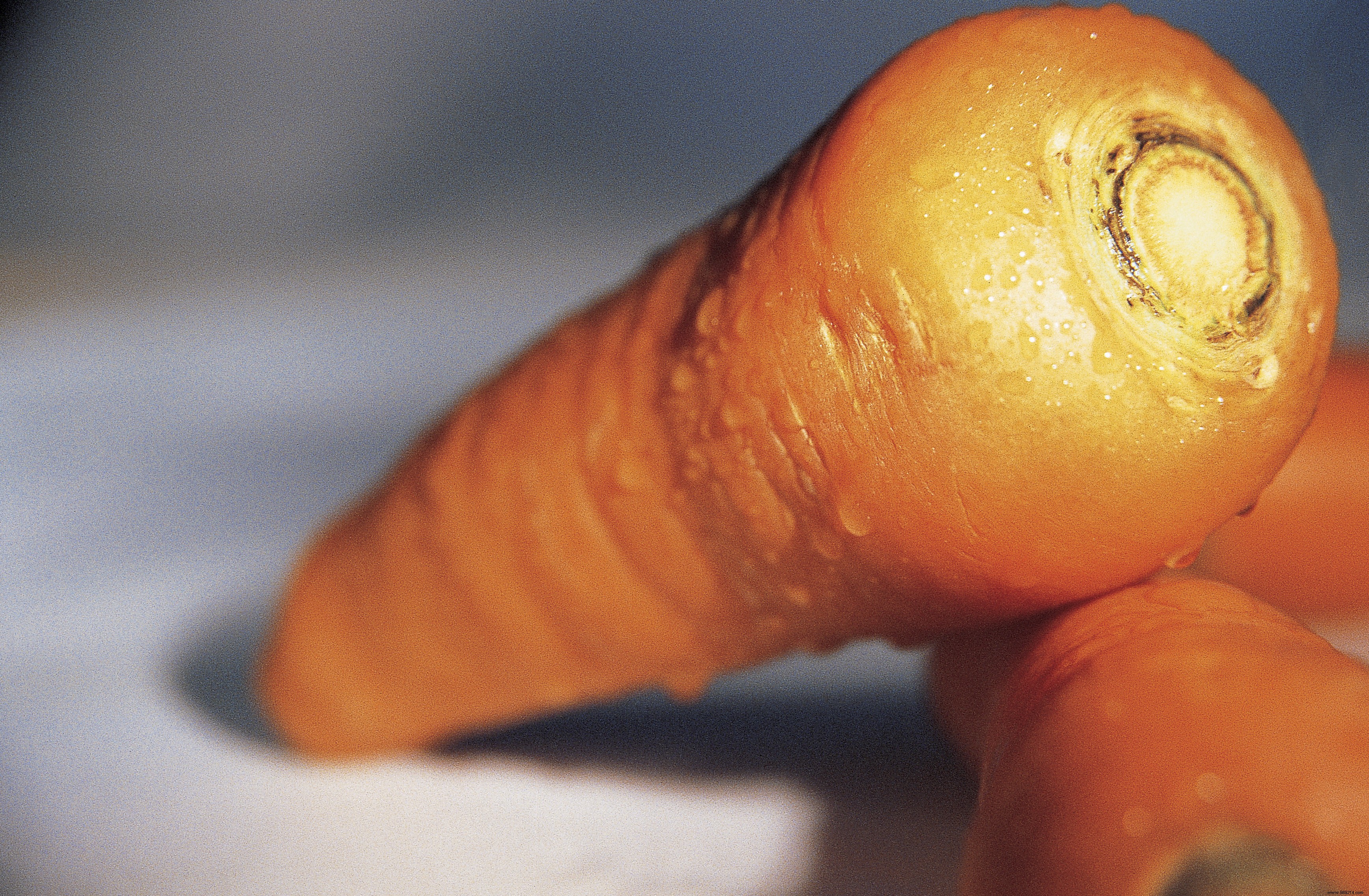 Expert Aromatherapy Guide: RevelEssence Treatments for Radiant Skin