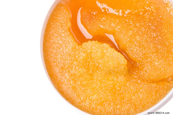 Honey and Lemon Face Mask: Natural DIY Remedy for Oily and Combination Skin