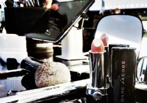 Expert Guide to Cleaning Makeup Brushes: Prevent Acne and Maintain Flawless Skin