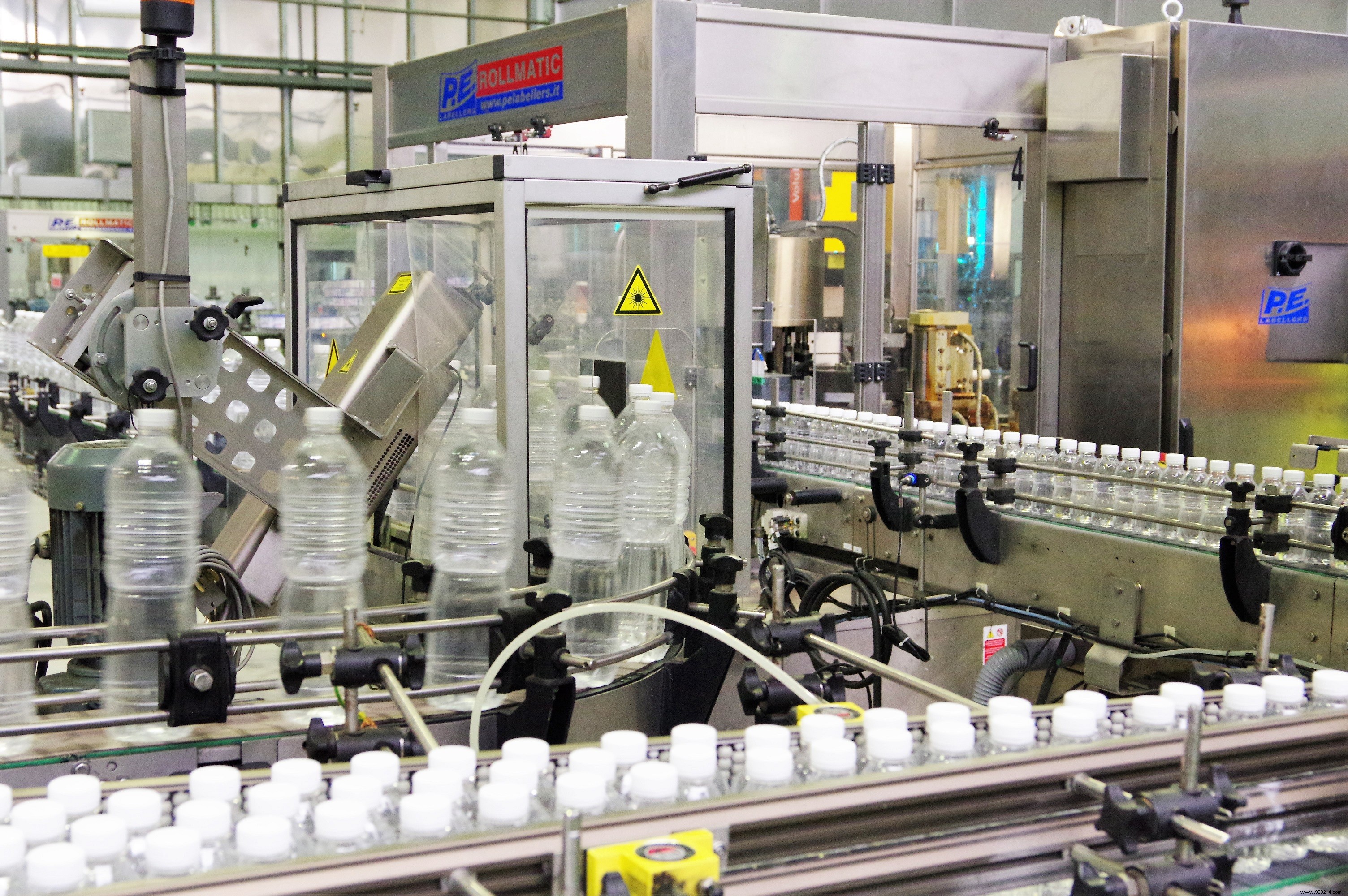 Discover  Dew of the Queen : A Firsthand Look at Pure Water s Essential Benefits for Women s Health