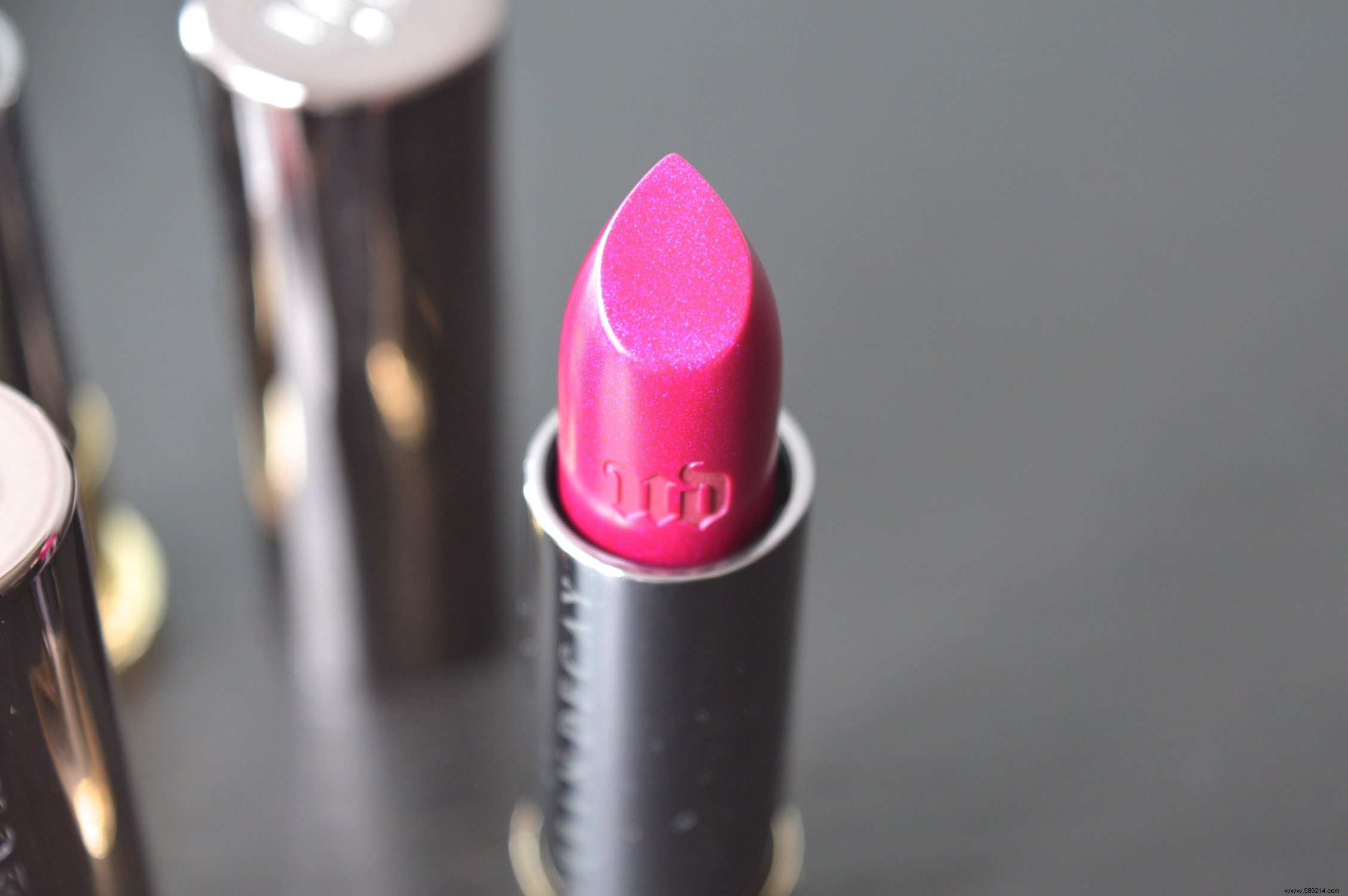 4 Expert Lipstick Application Techniques for Stunning Finishes