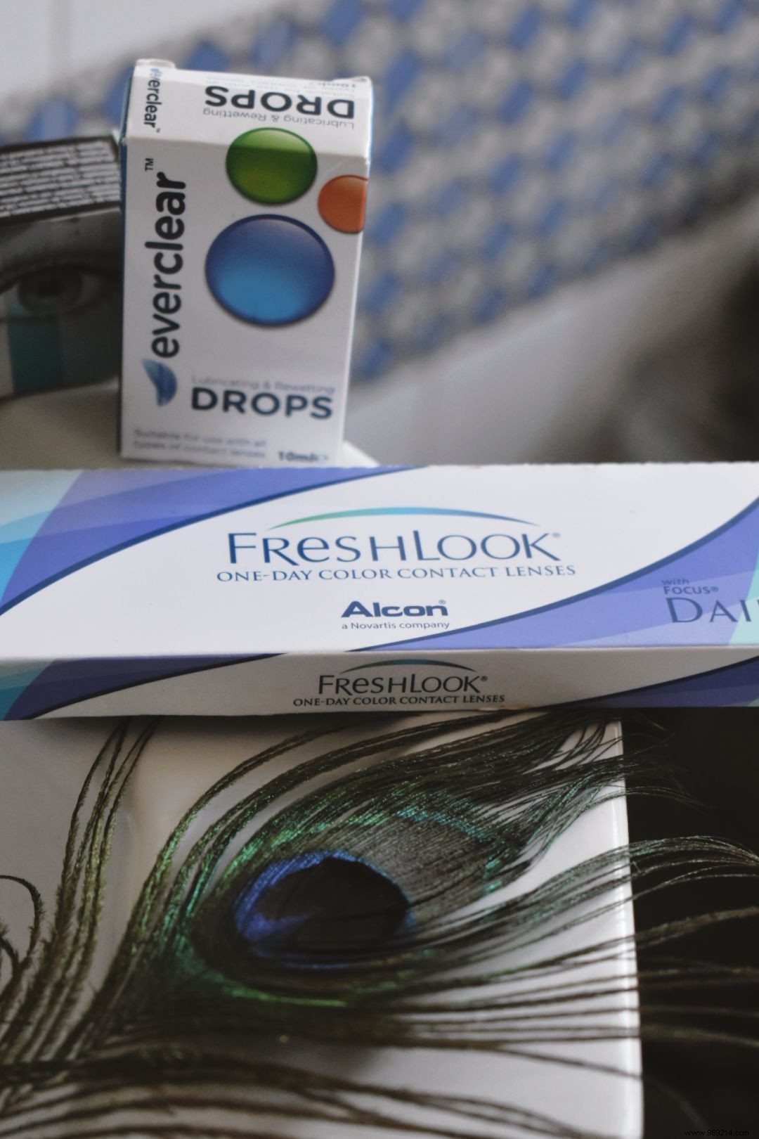 Expert Eye Makeup Tips for Colored Contact Lenses