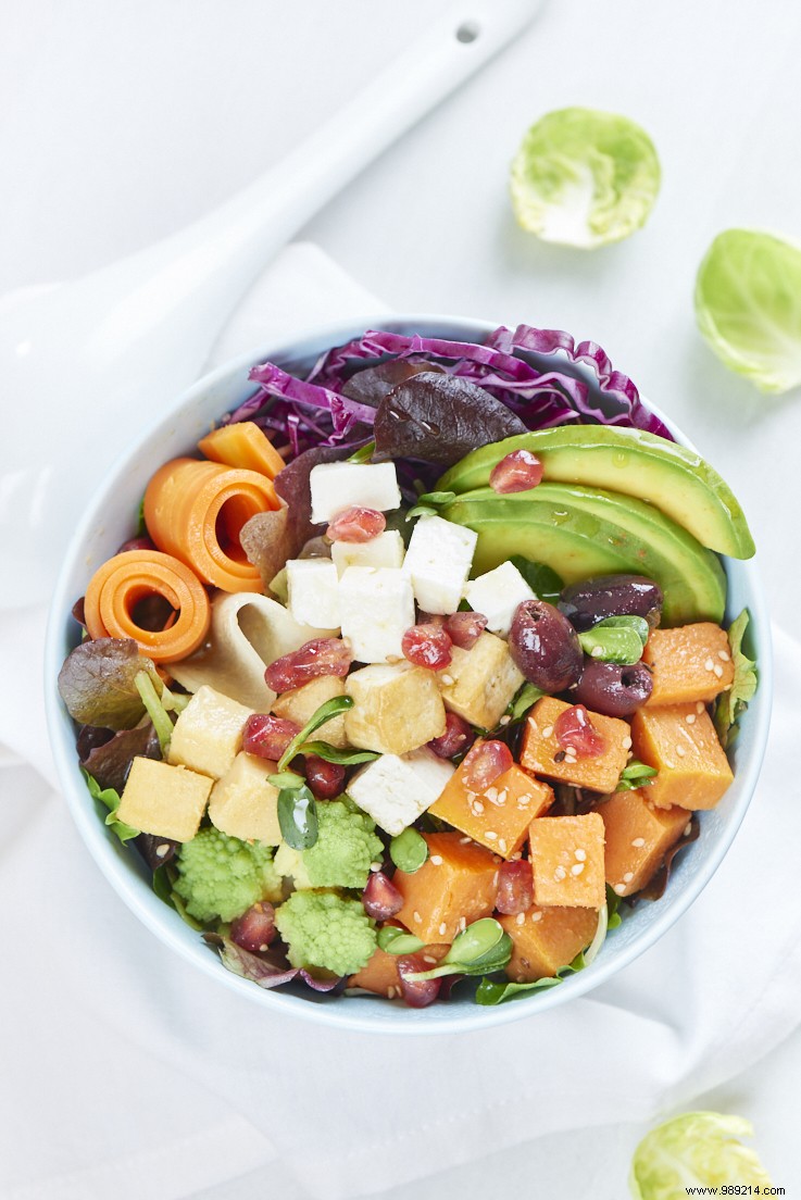 Superfoods for Radiant Skin: How Diet Enhances Your Beauty and Well-Being