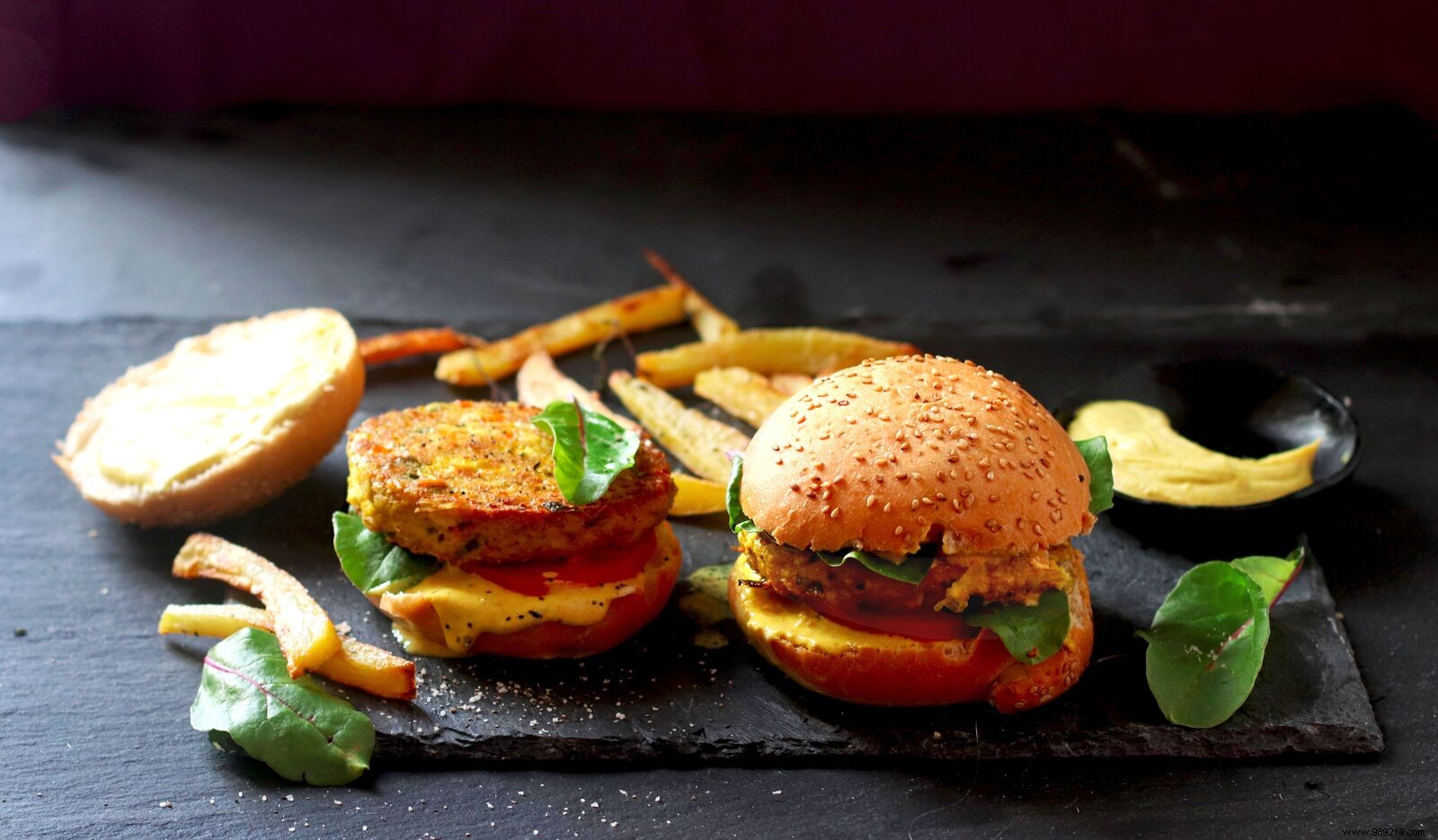 Superfoods for Radiant Skin: How Diet Enhances Your Beauty and Well-Being