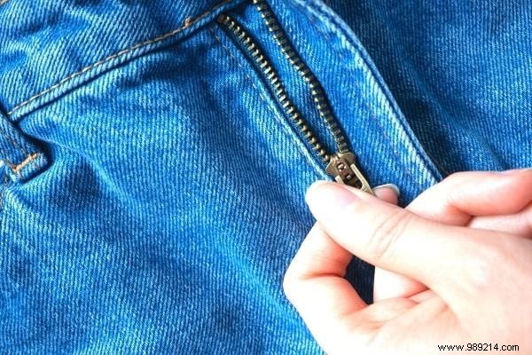 20 Proven Olive Oil Uses for Beauty, Home, Clothes, and Pets